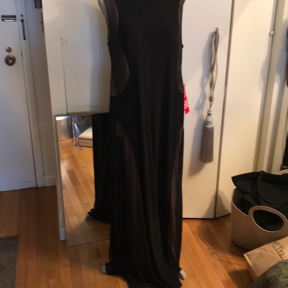 Dress - Picture 3 of 6
